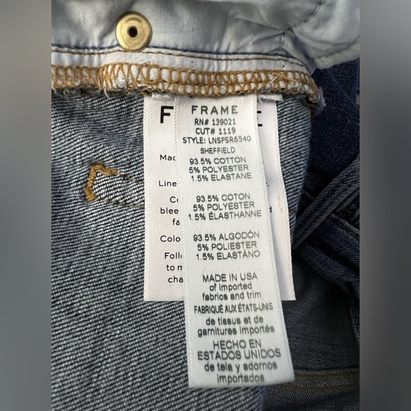 Like new Frame 25 Le Nouveau Straight Jeans w/ Split Hem - Picture 9 of 9